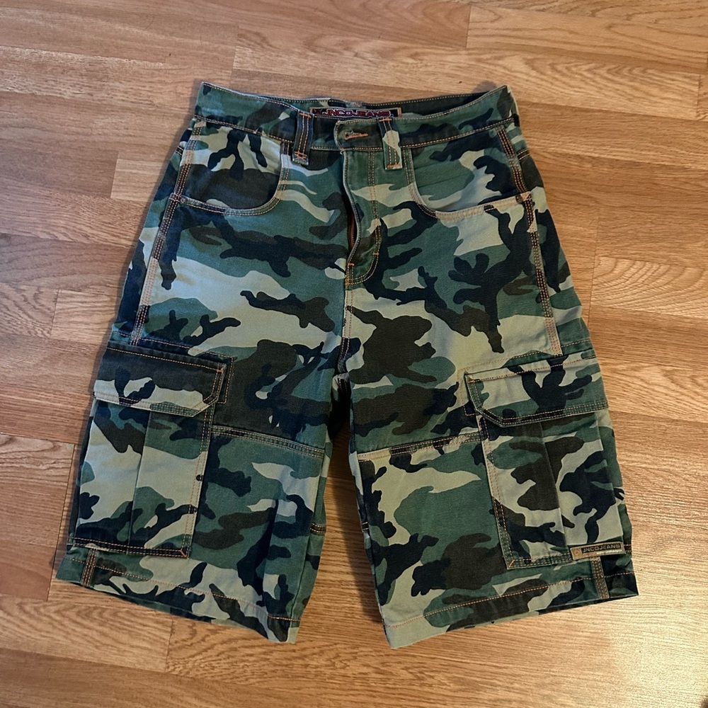 JNCO cargo shorts